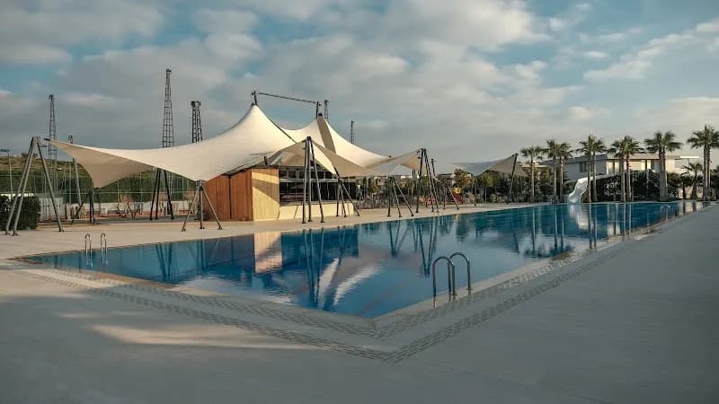 Hiddenbay Teos Hotel padel kortu