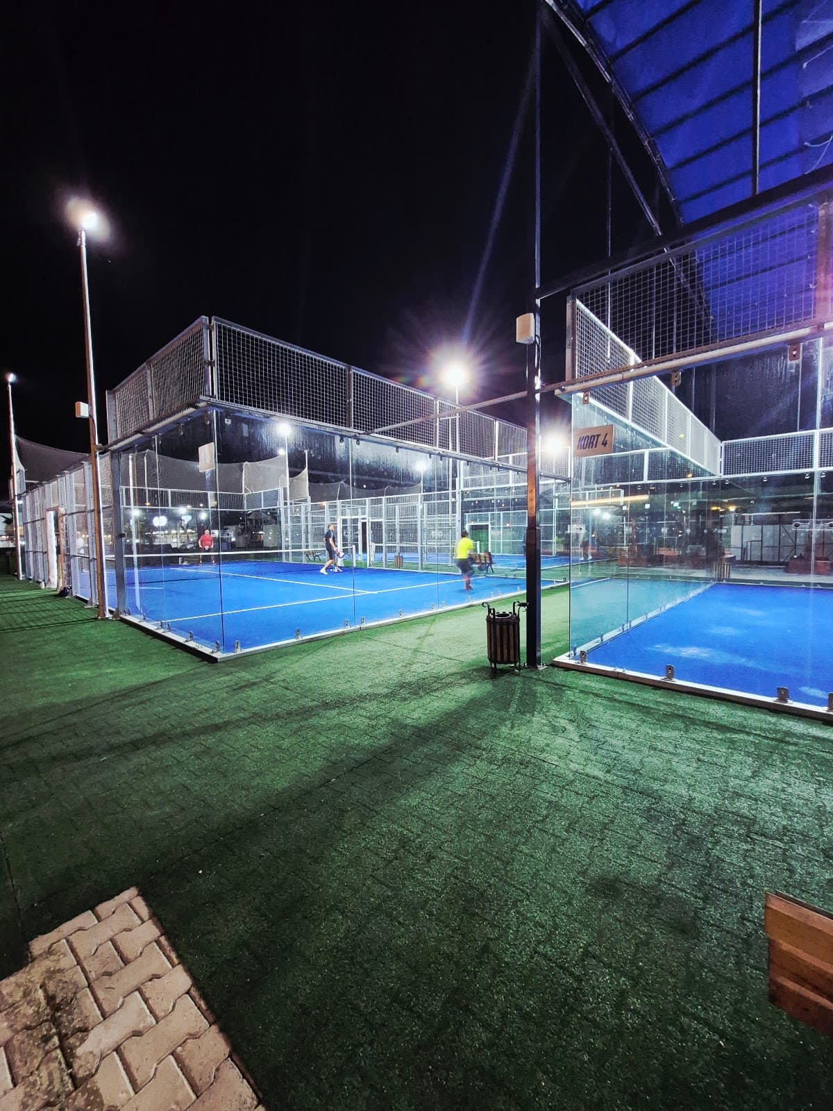 Mavi Ege Padel padel kortu